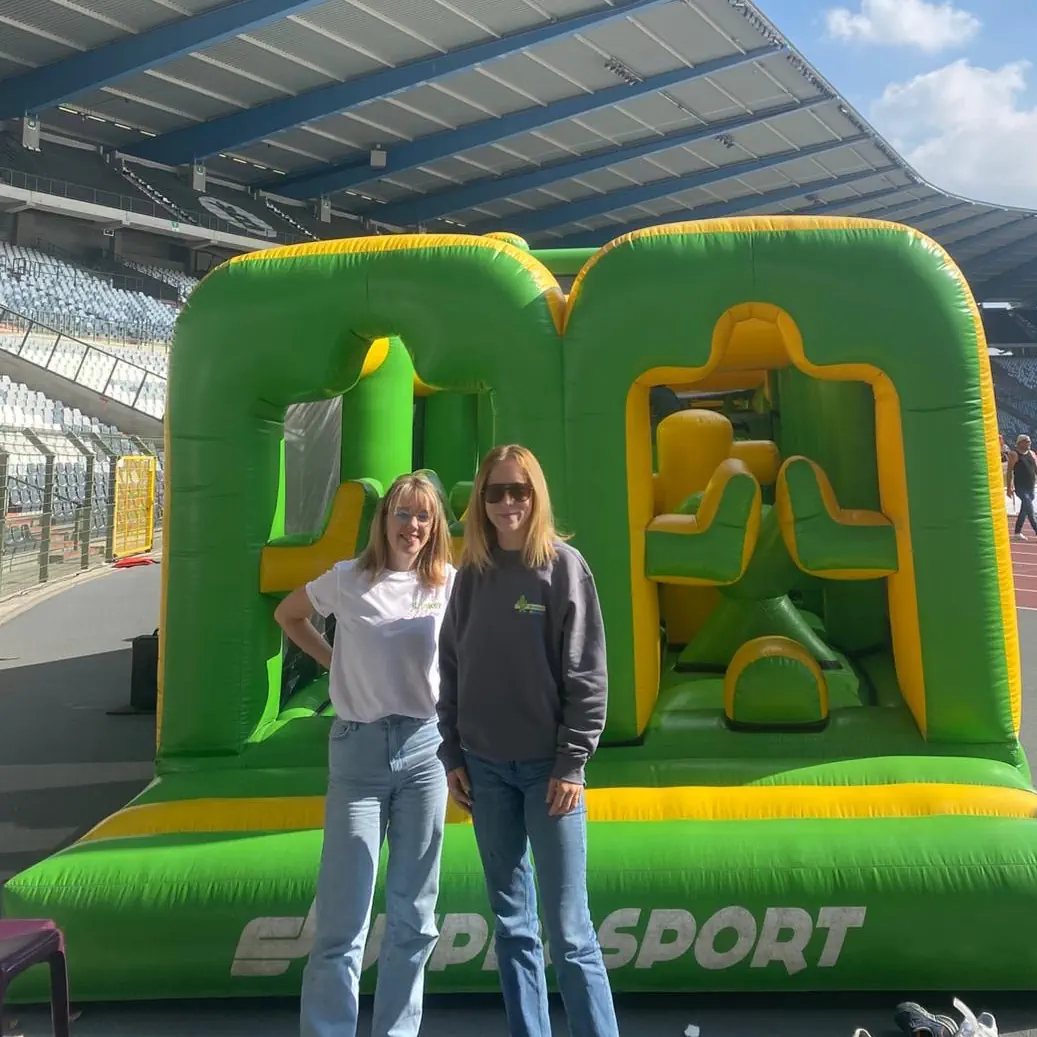 Animatoren van Team WAUW op een evenement (foto 4)