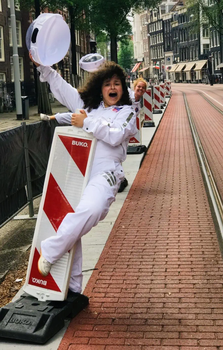 Animatoren van Team WAUW op een evenement (foto 5)